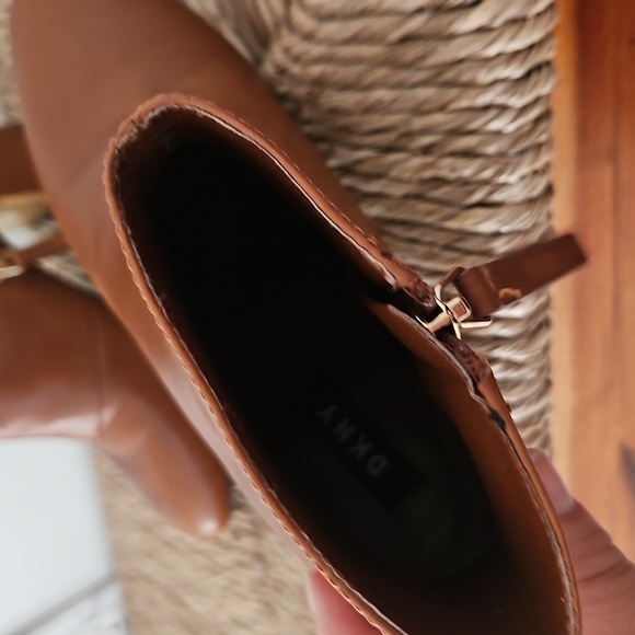 DKNY Brown Leather Ankle Boots Size 6.5 - Picture 4 of 8